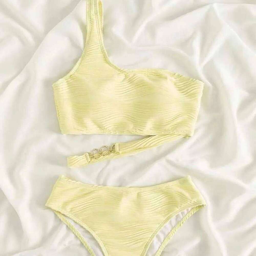 Sexy One Shoulder Wrinkled Metal Ring Women Swimwear Female Swimsuit Two-pieces Bikini set Bather Bathing Suit Swim Z260301