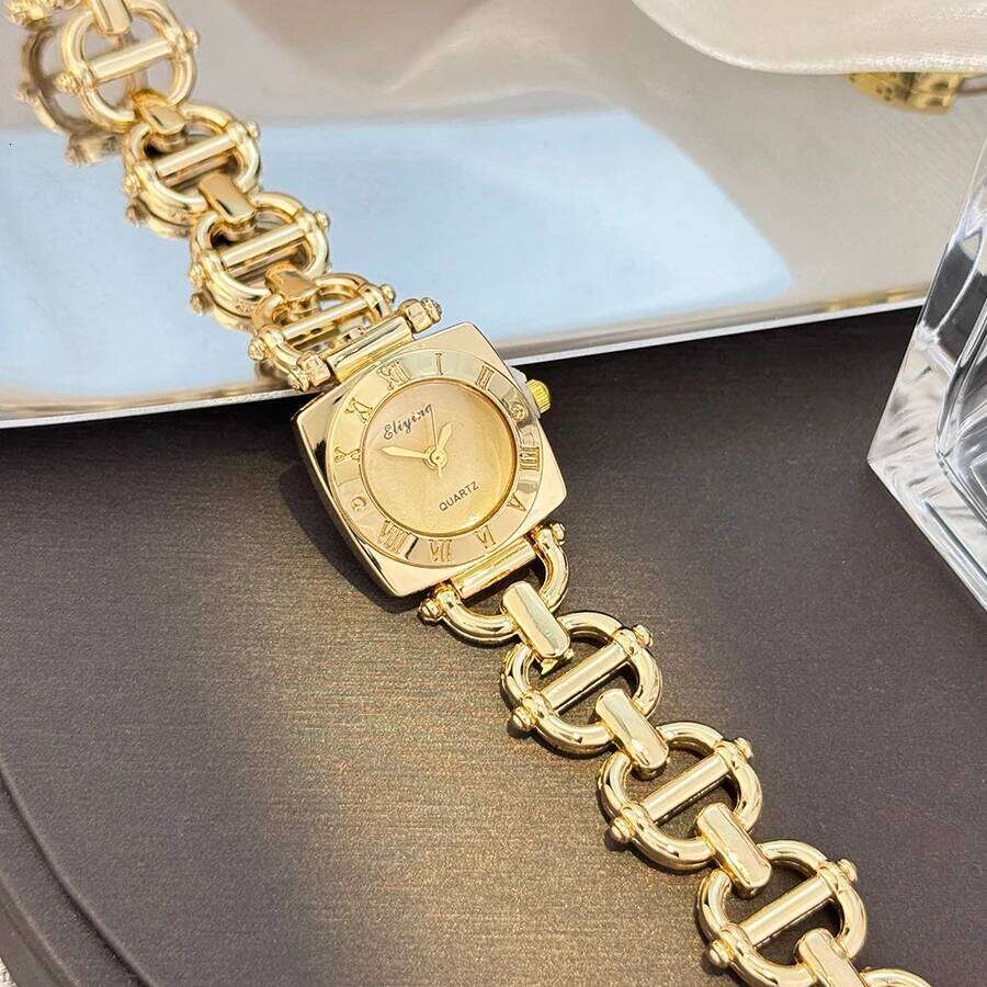 New women's cross-border best-selling hot with high appearance level, square Roman numerals, skeleton design H260228