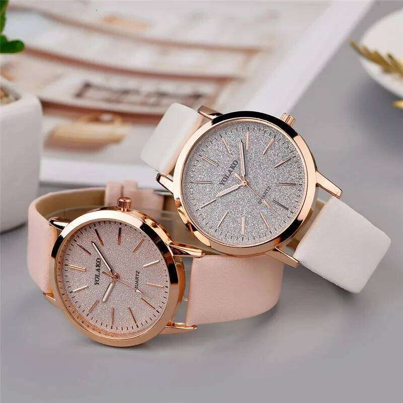 New Simple Women es Design Leather Ladies Quartz Wrist Womens Small Round Dial Clock H260228