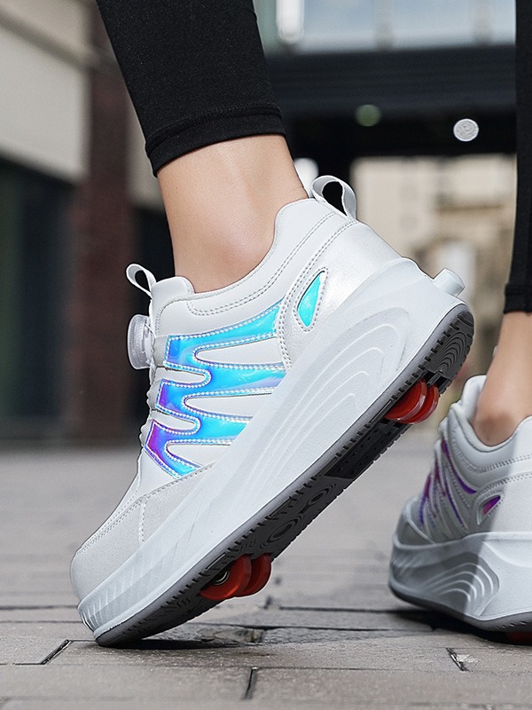 Free shipping 4 Wheel Roller Skate Shoes Teenage Kids Boys Girls Flashing Light Shoes Led Light Luminous Sneakers Outdoor Casual Shoes for Women Size 