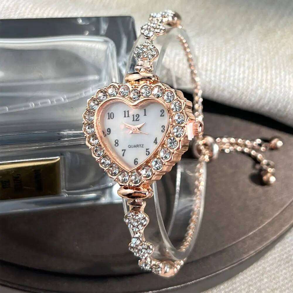 1 pcs New Stainless Steel Heart Shaped Quartz es with Adjustable Exquisite Women's Wrist Decoration H260228