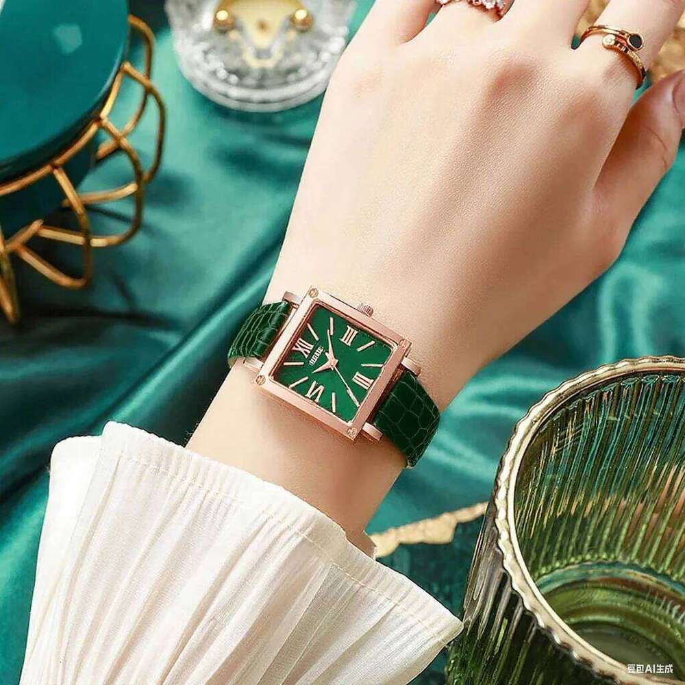 Green Women's Set Fashion Trend Simple Rectangular Dial Quartz Perfect Gift H260228