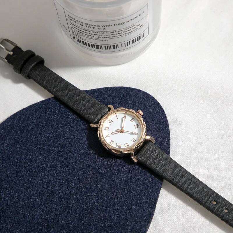 Elegant Women's Rhombus Quartz | Roman Dial & Trendy Leather Band - Ideal for College Wear H260228