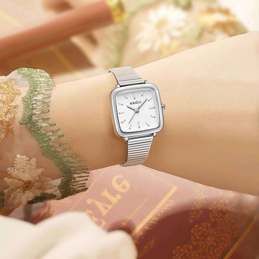 1 Piece of Women's with Simple, Artistic, and Retro Style, Featuring a Quartz Movement H260228