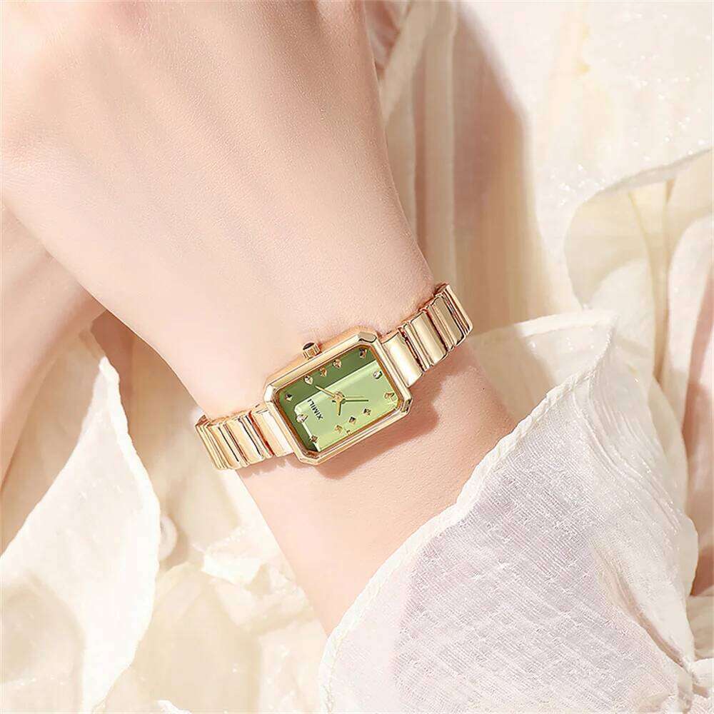 Luxury Ladies 2025 Hot Simple Square Quartz es Fashion Stainless Steel Women's Dress Clock Gift Wrist H260228