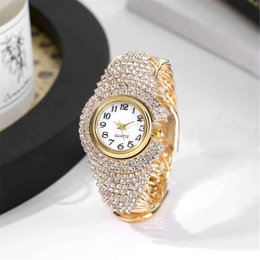 Elegant Full Rhinestone Women es Fashion Bangle Ladies Quartz Wrist Reloj Mujer H260228