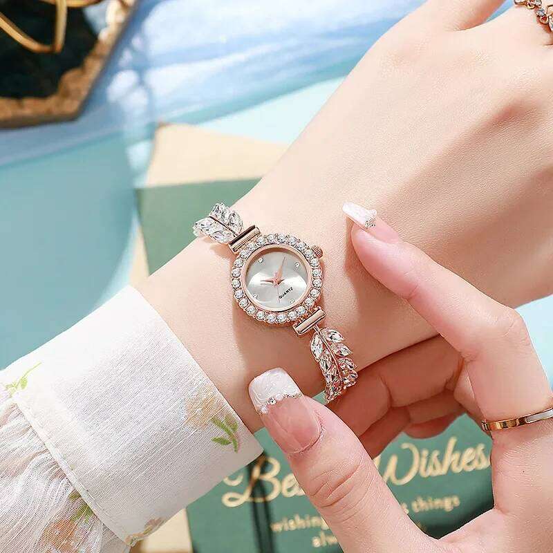 Brand Diamond Women Green Ladies Wrist Rhinestone Womens es New Female Relogio Feminino H260228