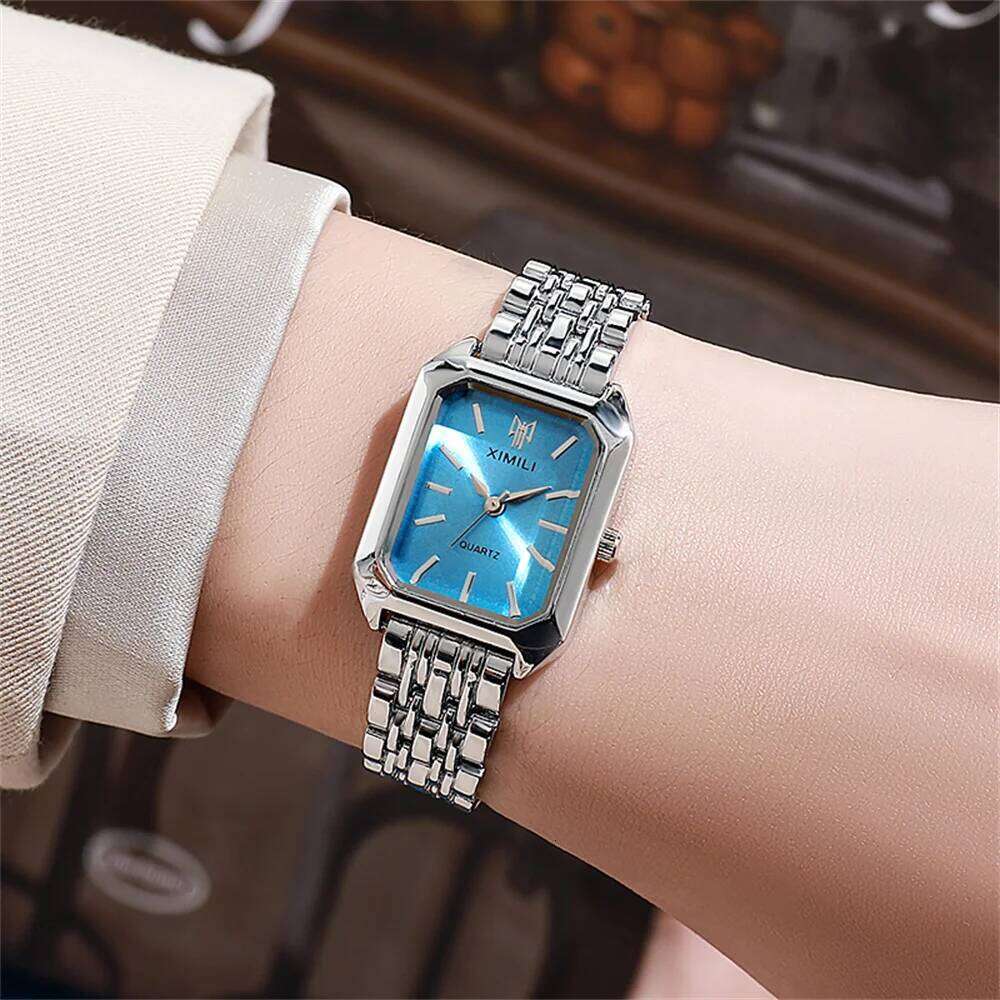 Hot Selling 2025 Fashion Women's Minimalist Square Quartz Casual Sports Orange Silicone Women Gift Clock es H260228