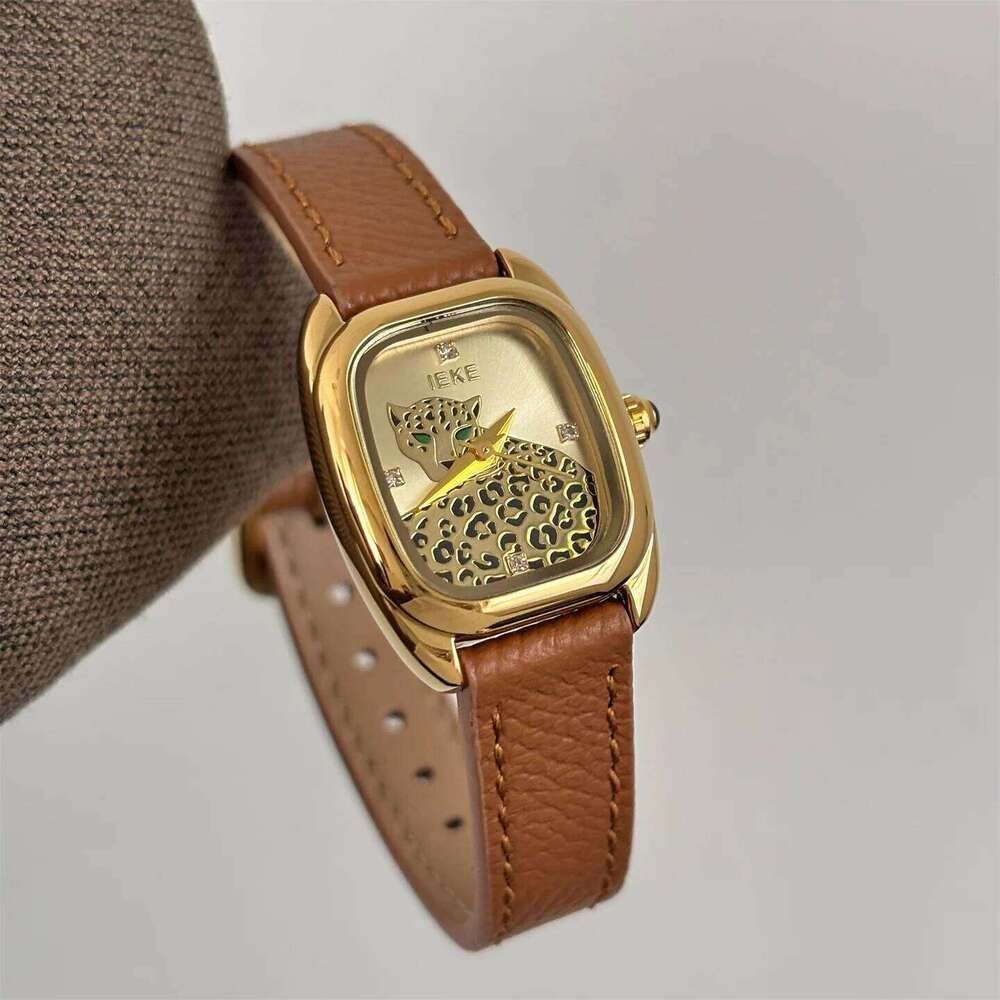 IEKE Antique Style Leopard Print Leather Strap for Women in Niche Design Delicate Quartz Light Temperament H260228