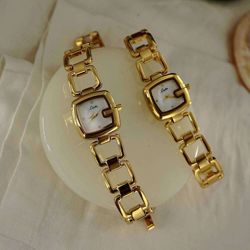 1pc Women's Elegant High-End Fashion Luxury Quartz , Stainless Steel Band, Rhinestone & Mother Of Pearl Dial, Hollow Design H260228