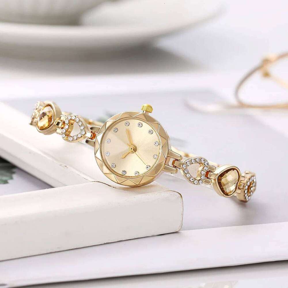 Simple Love Small Dial Diamond Women's Quartz H260228