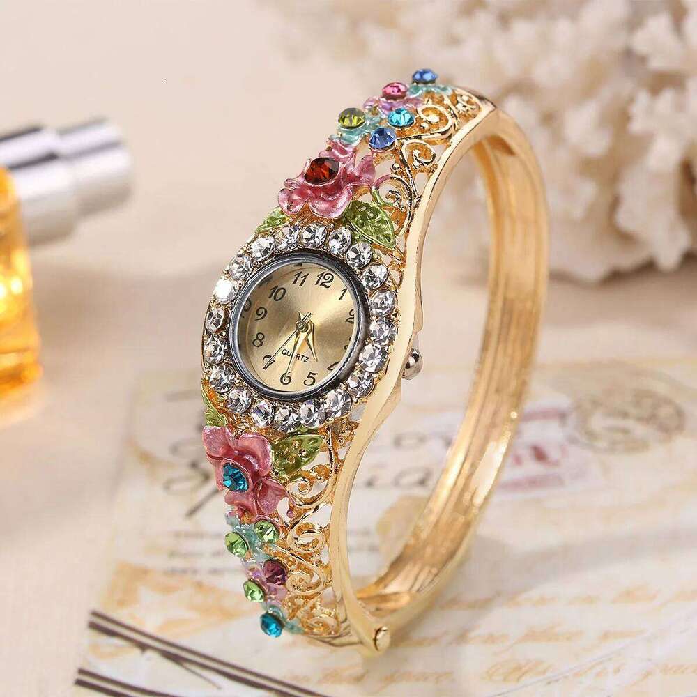 Woman es Retro Elegant Flower Diamond Stainless Steel Quartz Wristes Fashion Ladies Clock Gift montre femme H260228