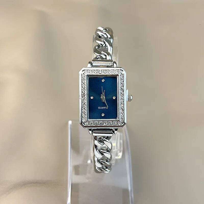 New Rhinestone Rectangular Dial Chain Small Gold Quartz Wristes Fashion Simple Design Girls Clock Gift Relojes H260228