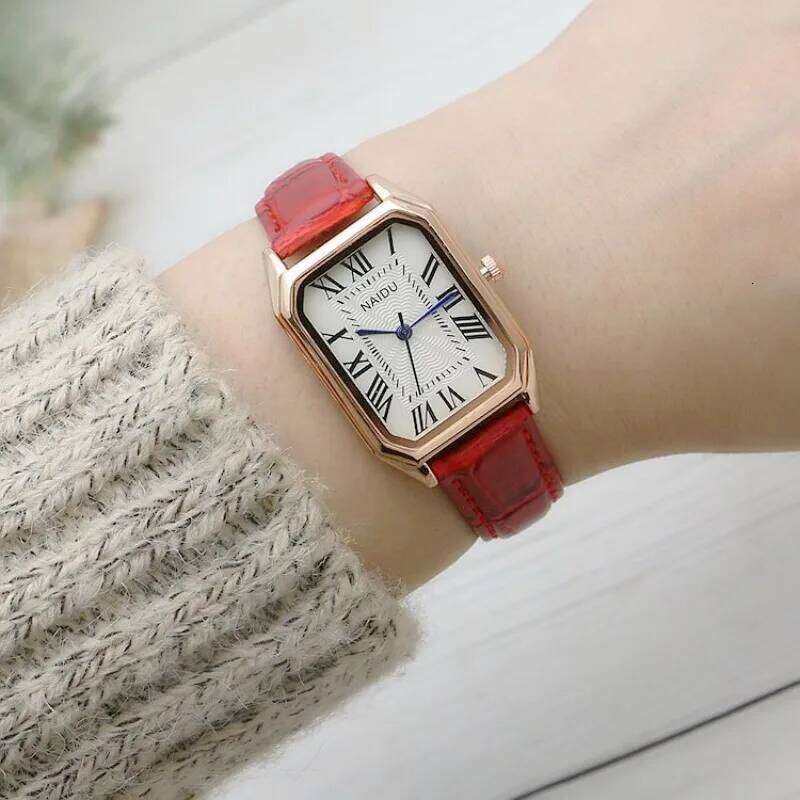 Ladies Rectangle Simple Roman Numerals Small Dial Quartz es Women Niche Clock Female Vintage Wrist Reloj H260228