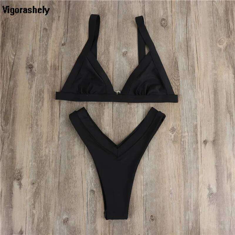 2025 Sexy Red Thong Push Up Swimwear Women Summer Beachwear High Cut Brazilian Bikini Beach Bathing Suit Z260301