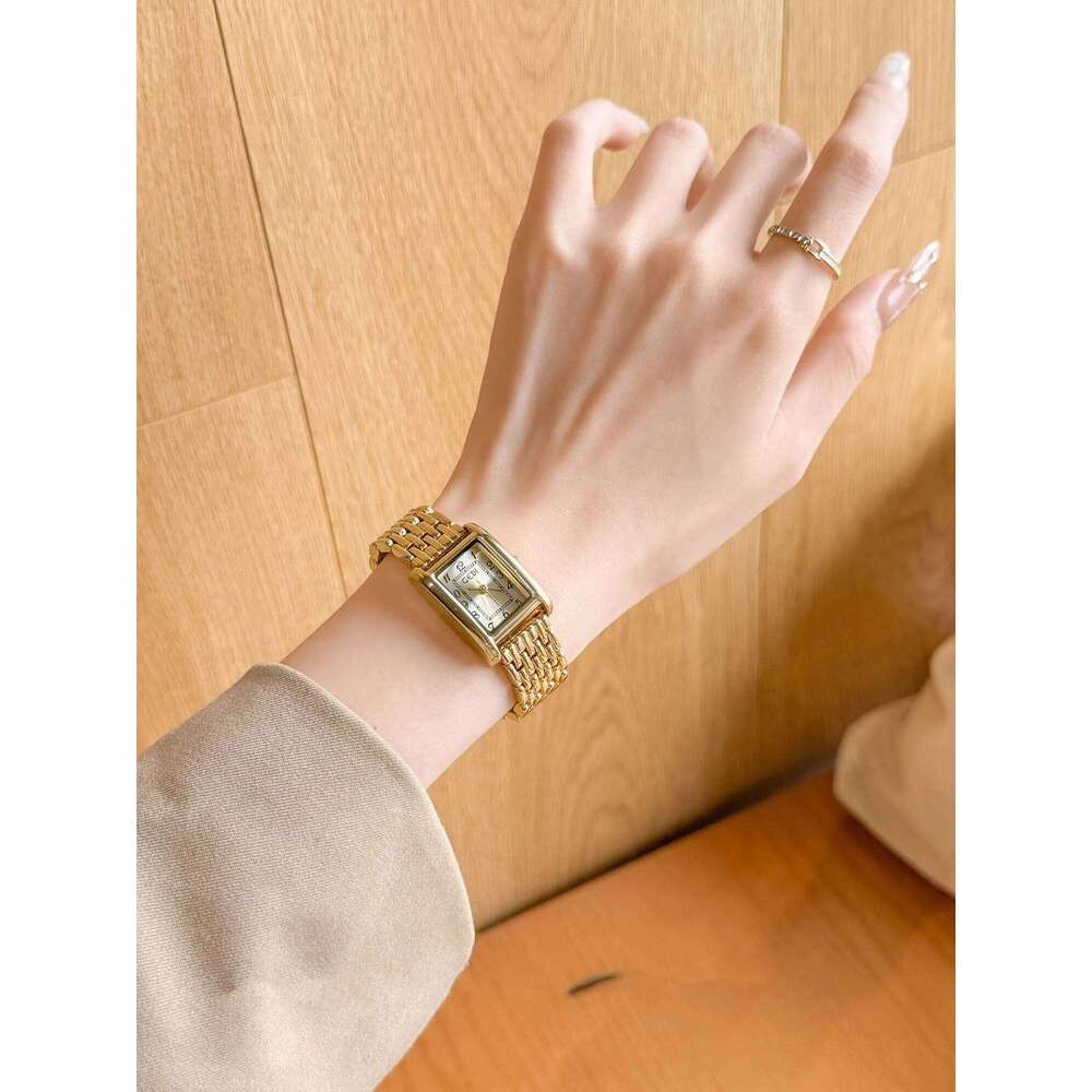GEDI NEW Retro Elegant Quartz es for Woman Timepiece Minimalist Square Alloy Ladies Wrist Gift H260228