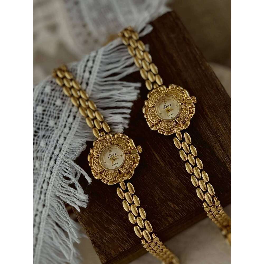 1 Piece of French Golden Retro Camellia Exquisite, Elegant, Personalized, Fashionable, Classy Waterproof Women's Quartz , Suitable for Daily Wear