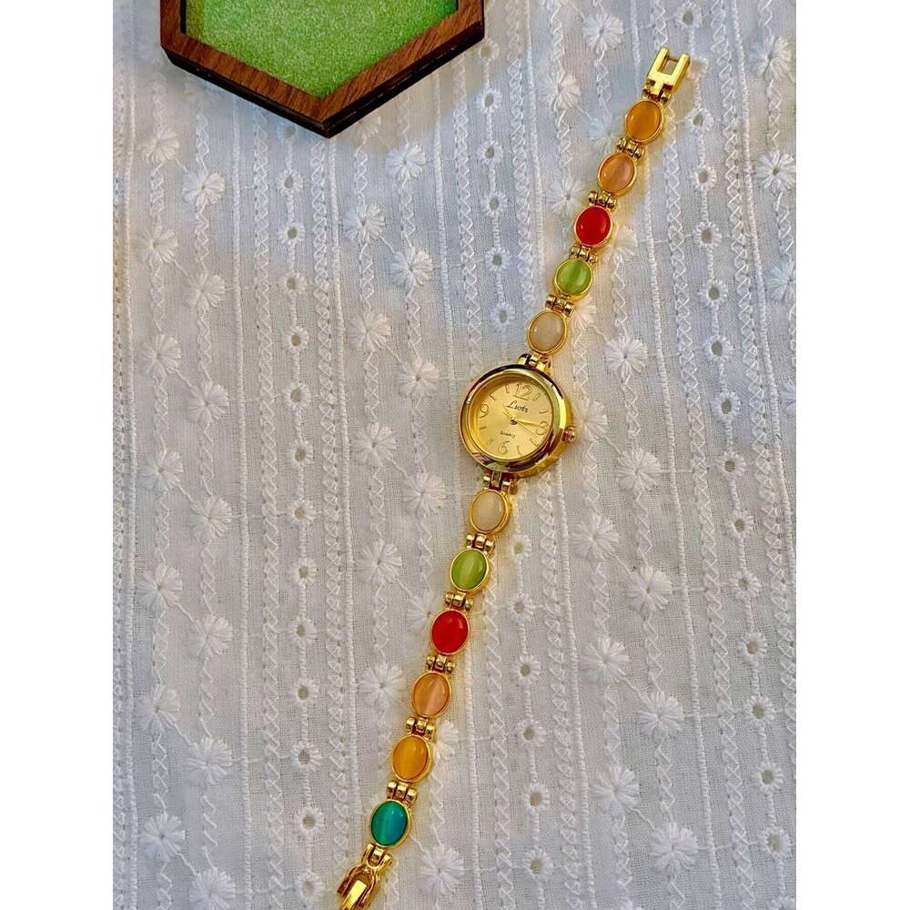 1 Piece New Fashionable with Colorful Candy-Colored Gemstones, Featuring Variety of Exquisite Cat's Eye Stones in Various Colors, Cute, Romantic,