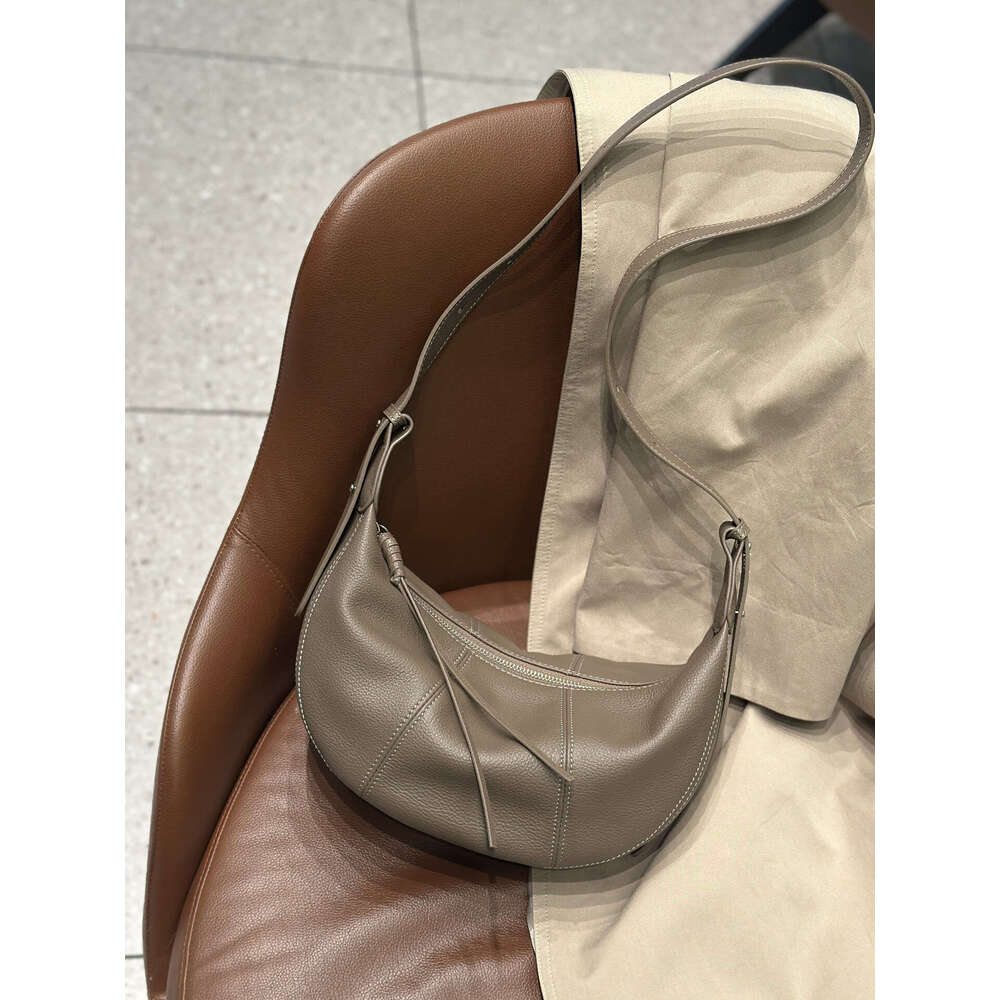Luxury Shoulder Bags Top Layer Cowhide Dumpling Bag Spring Summer New Model Niche High End Casual Stylish Genuine Leather Shoulder And Crossbody For W