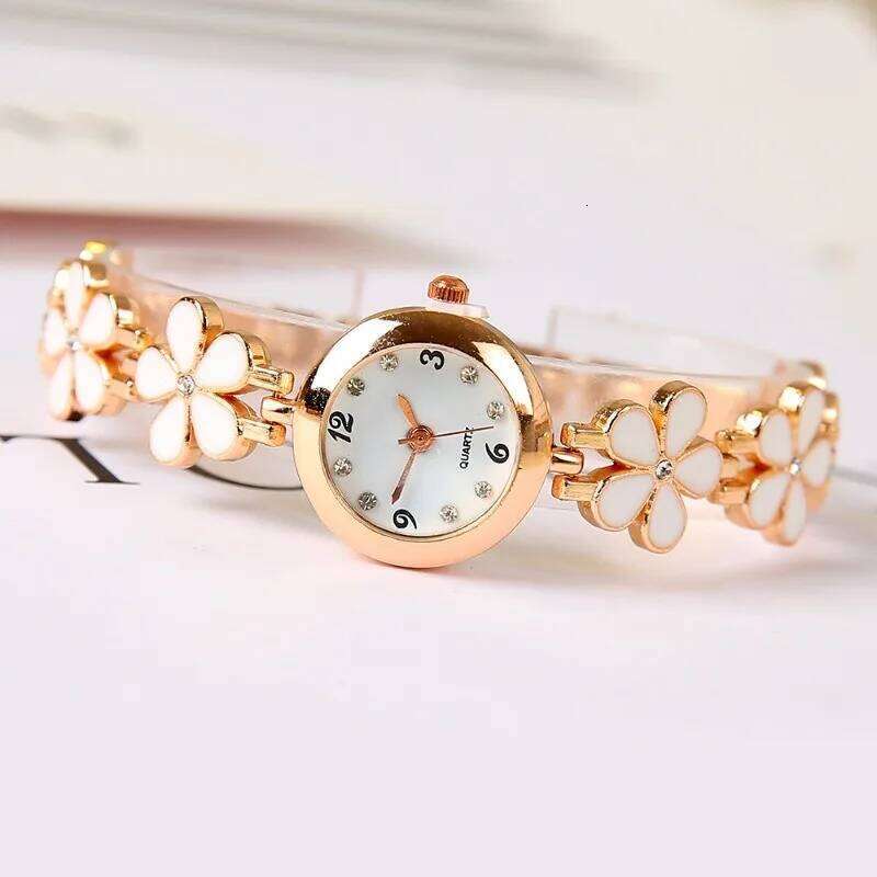 Graceful Women's Quartz : Elegant Black & Pink Floral Design - Perfect Gift Idea for Any Occasion H260228
