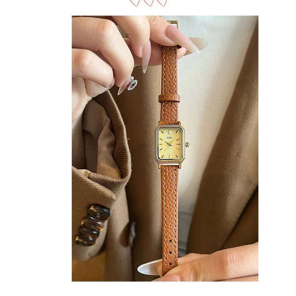 2026 GEDI Brand Women Square Dial Retro Diamond Inlaid Light Luxury Leather Waterproof Female Fashion Quartz Clock es H260228