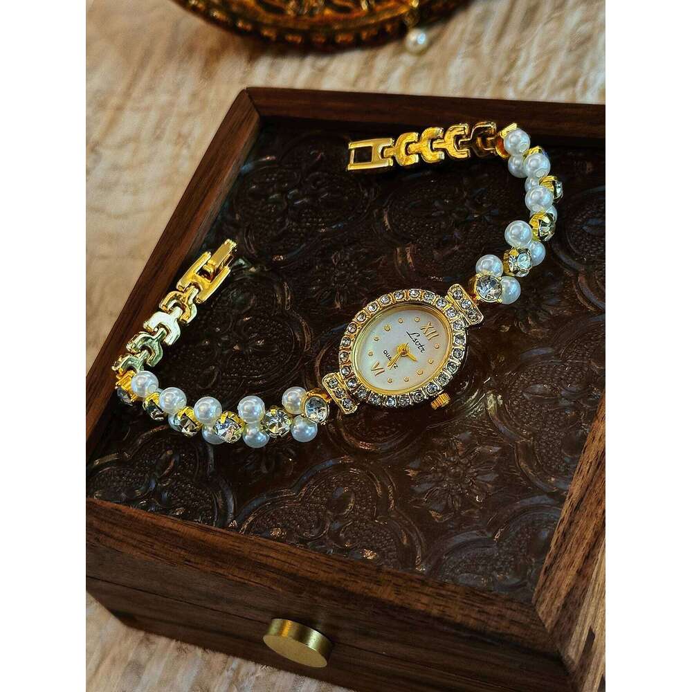 1 Brand New Luxurious Women with Pearl Rhinestone Inlays, Elegant Vintage Fashion, Oval Mother-Of-Pearl Dial, Suitable for Daily Wear, Parties, Vacati