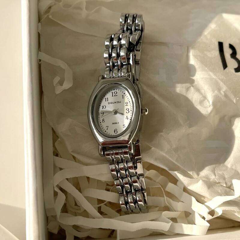 Oval es for Women Ladies Steel Strap Gold Simple Arabic Numerals Dial Quartz Wristes Relojes H260228