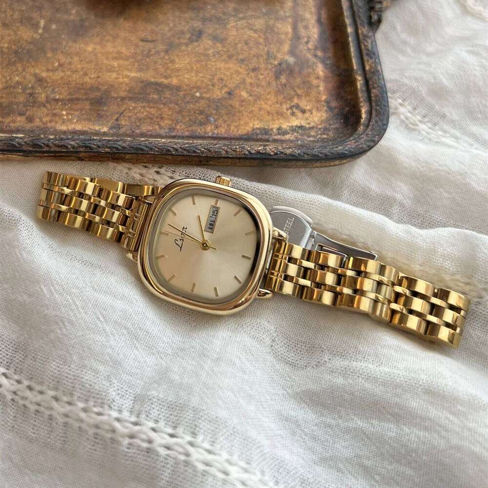 1pc Gold-tone French Vintage Style Women's , Waterproof With Calendar Feature, Fashionable And Elegant Ladies' Quartz H260228