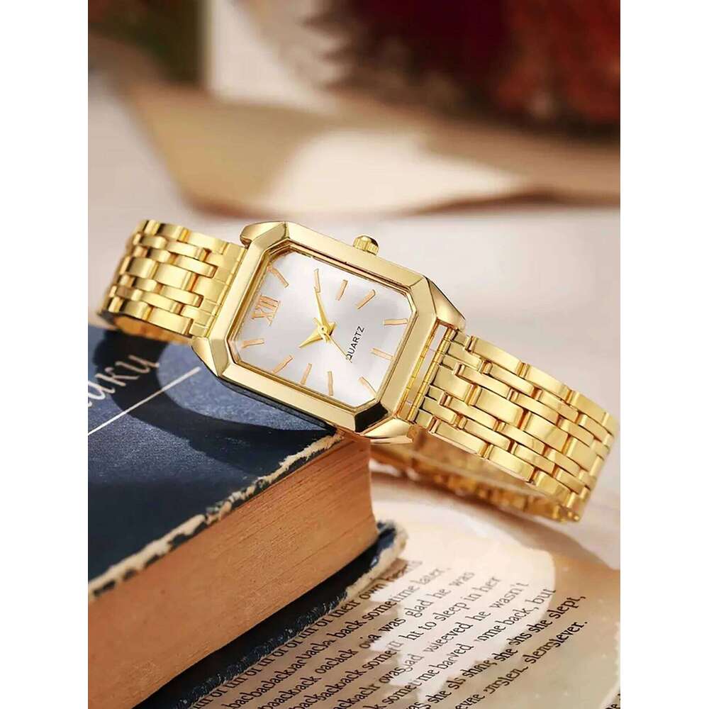 Square Petite Lady Quartz Set, with an elegant and simple design. Does not include the box. H260228