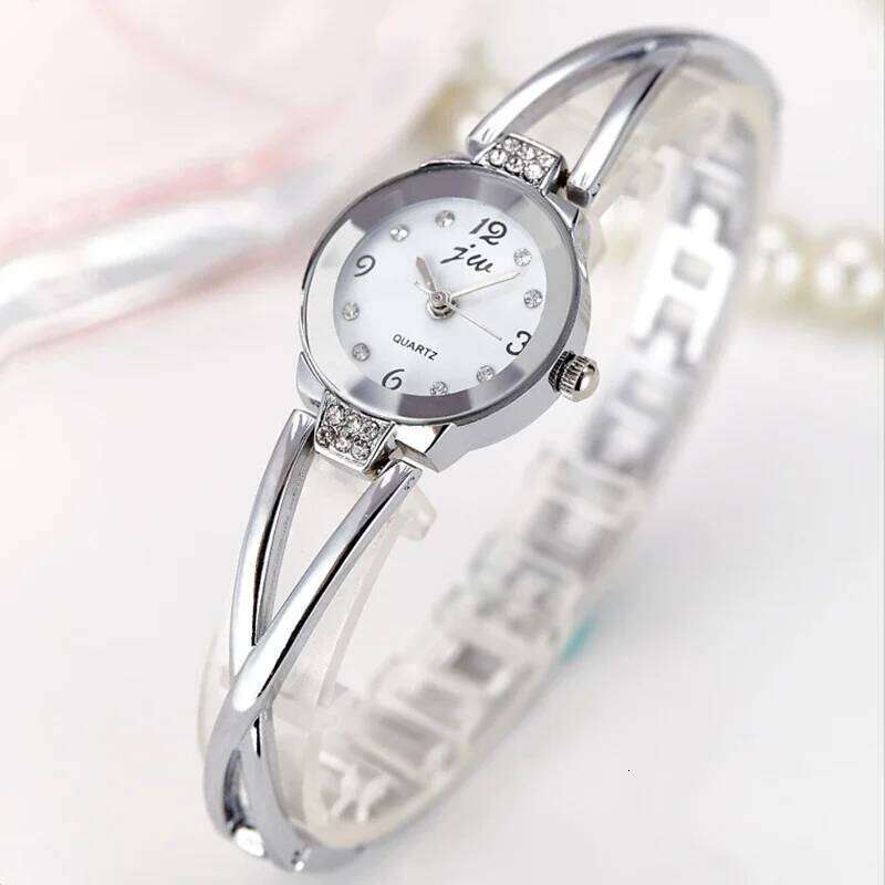 New Fashionable Women Small Dial Quartz Popular Leisure - Time Woman Elegant es H260228