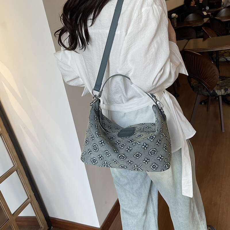 2026 New Small for Women, High-End Embroidered Tote Bag, Denim, Light Luxury, Versatile, Fashionable Shoulder and Crossbody Bag