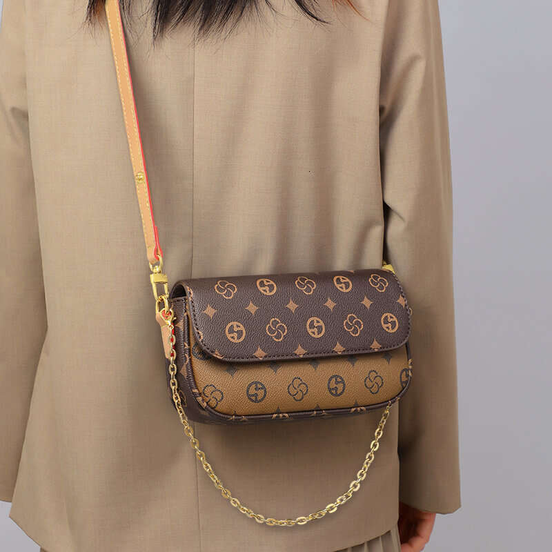 Luxury Shoulder Bags Totes Hobo New Autumn Winter Small Chain Women S Niche Design High End Crossbody Bag SENYY