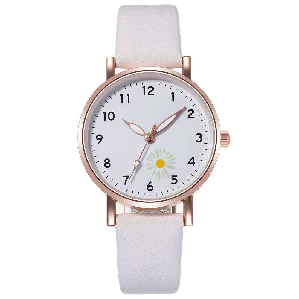 Fashion Ladies Quartz Wristes Little Daisy Women's Small Creative Gift Student es Female Tiny for Women H260228
