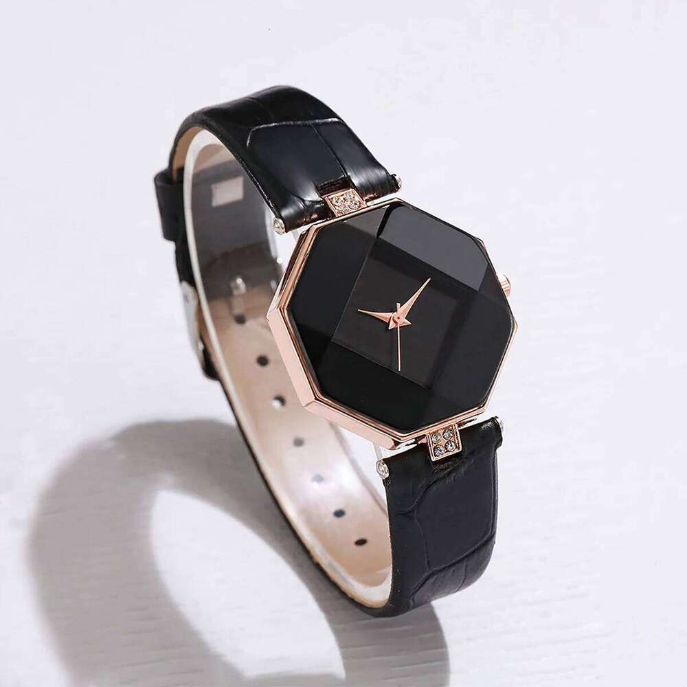 5PCS/Set Women's Fashion Leather Band Analog Quartz es Heart Jewelry SetWithout Box H260228