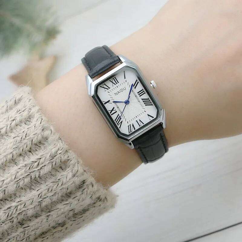 Ladies Rectangle Simple Roman Numerals Small Dial Quartz es Women Niche Clock Female Vintage Wrist Reloj H260228