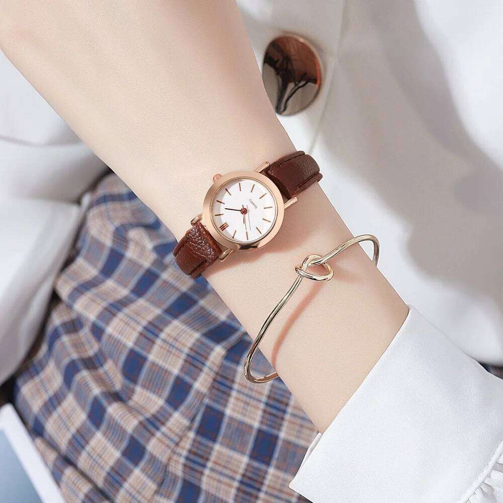 Fashion Small Dial Women es Casual Leather Band Quartz H260228
