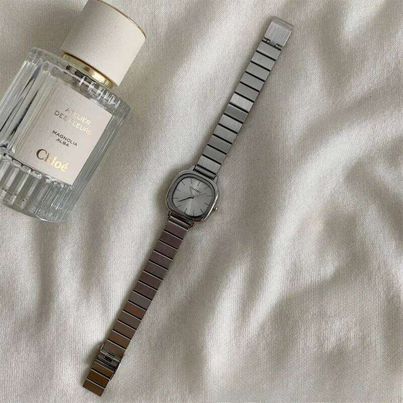 Women's Simple temperament casual style folding clasp quartz H260228