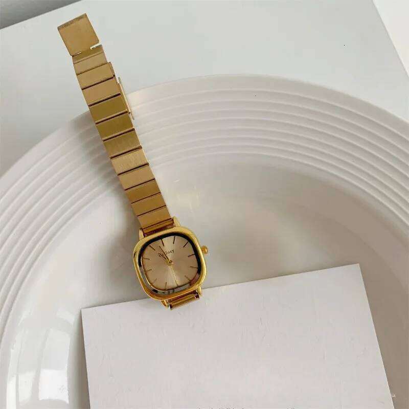 Women's Simple temperament casual style folding clasp quartz H260228