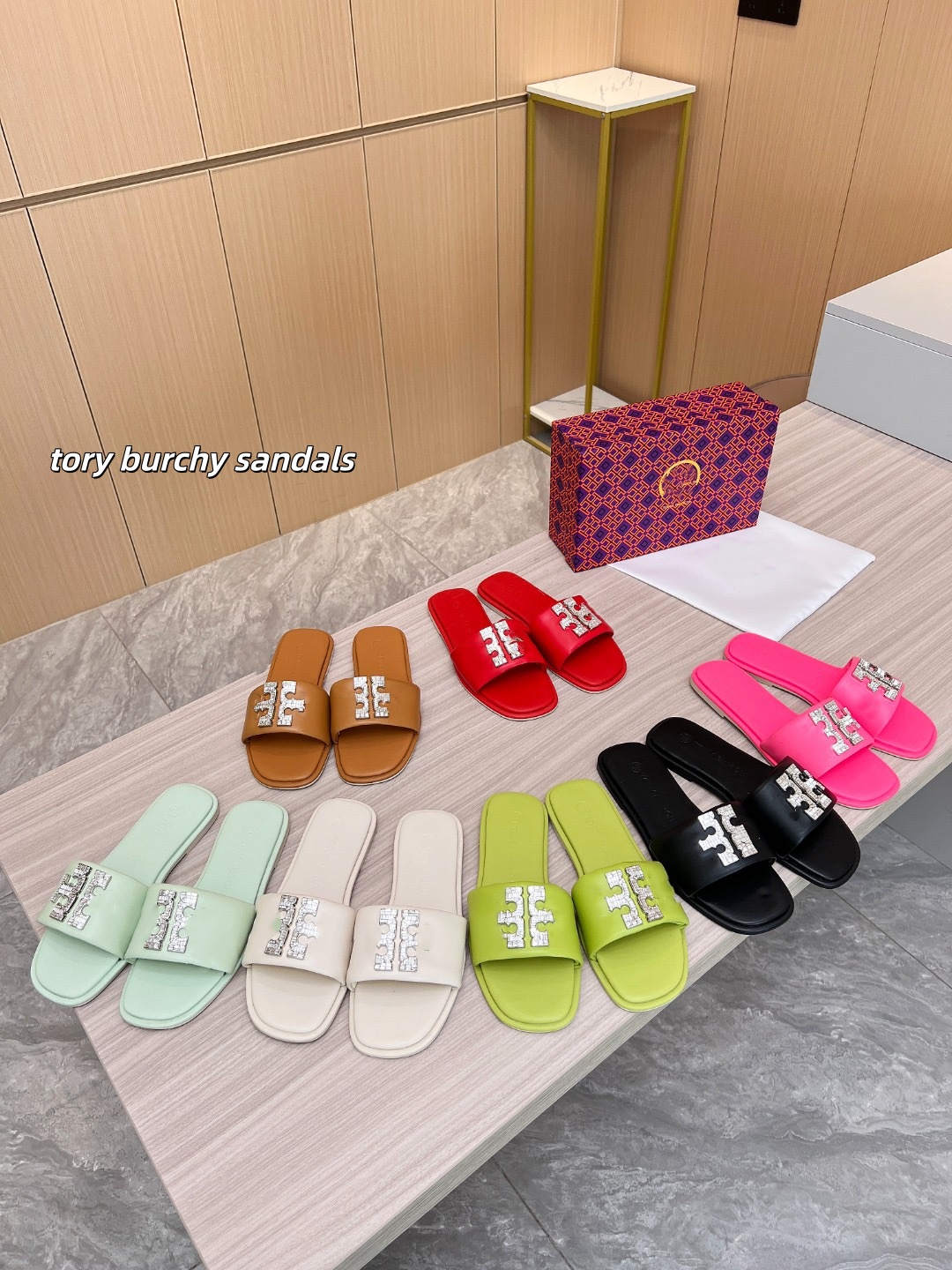 torys burchy sandals sandals designer women with box Womens designer slides fashion Summer Beach Casual Designer Slippers top quality black white sandals