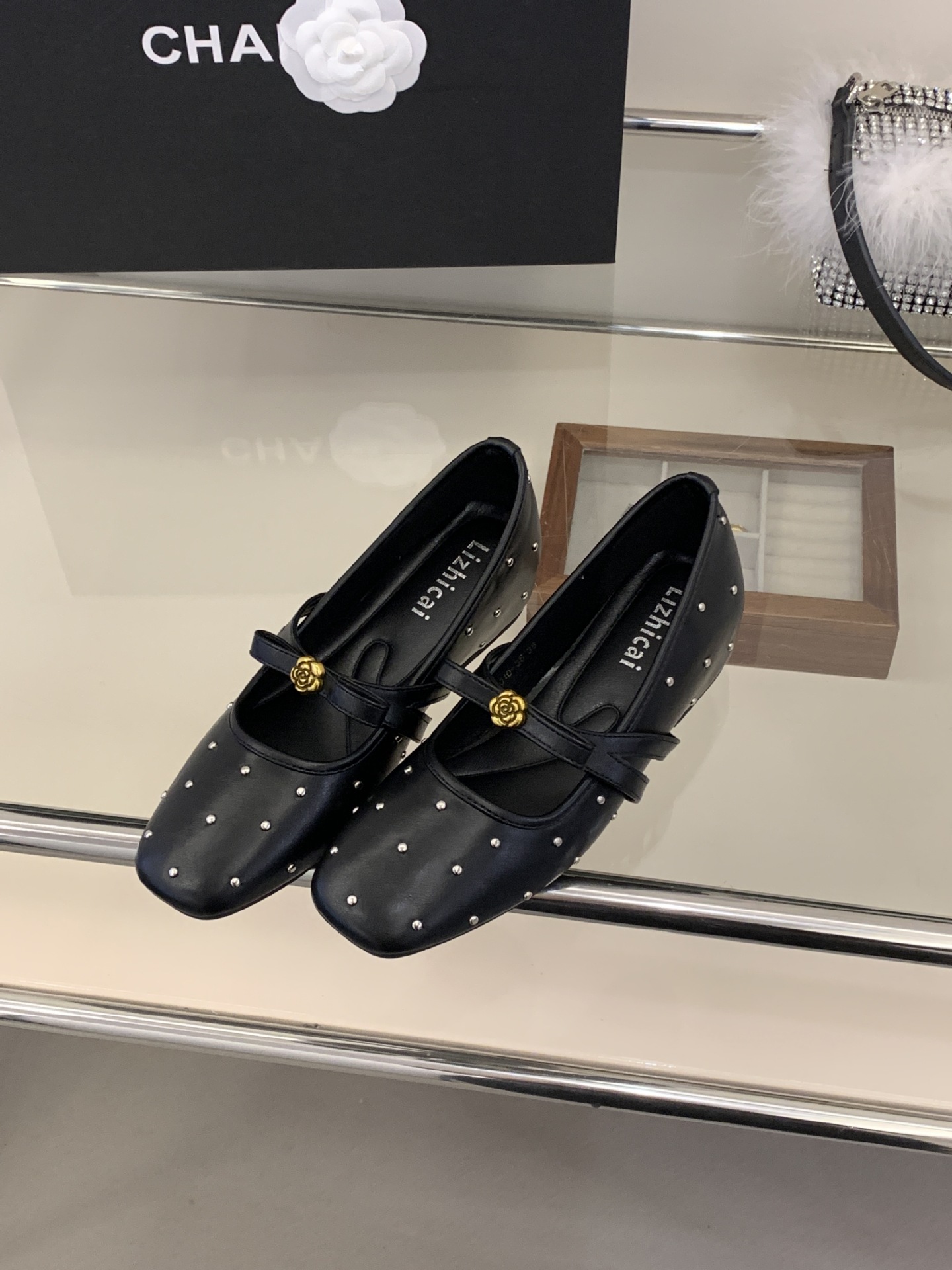 new Free Shipping Dress Shoes Fashionable and comfortable high heels make women's shoes look slimmer for daily wear