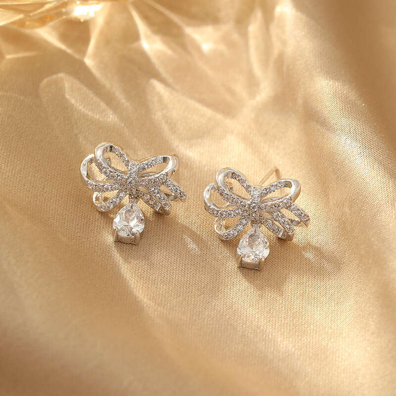 New Zircon-inlaid Silver Butterfly Earrings Fashionable Versatile With Unique Ancient