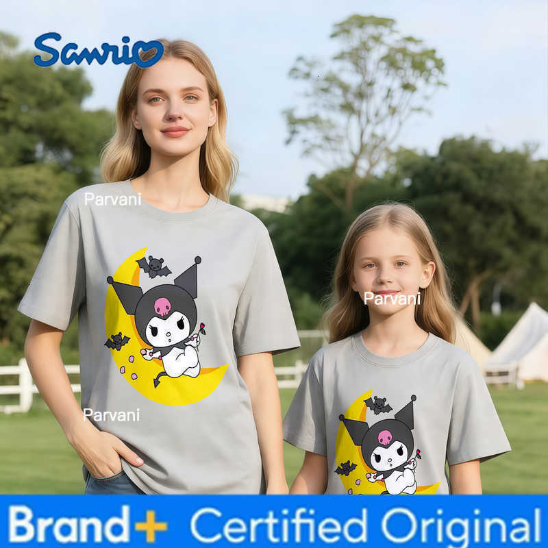 Sanrio 2026 Summer Kuromi Retro High-Quality 100 Cotton Mens T-shirt Oversized Cute Moon Bat Print Top Unisex Family Matching H260302