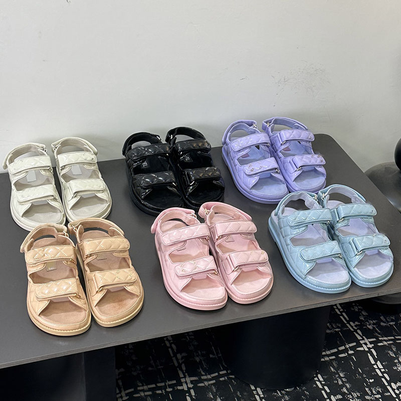 26ss new crystal pink sandals designer women luxury designer sandals summer beach sandal quilted leather sandles women platform sandale dad slide sliders sandal