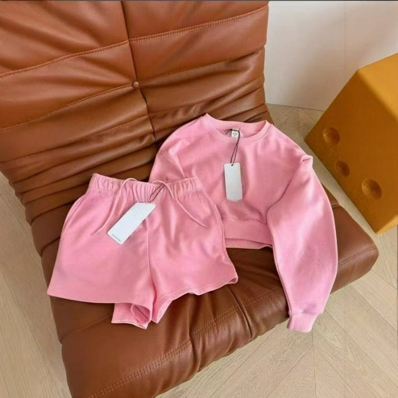 New Solid-color Spring and Summer Round-neck Sport Sweatshirt, Shorts and Casual Set with Drawstring