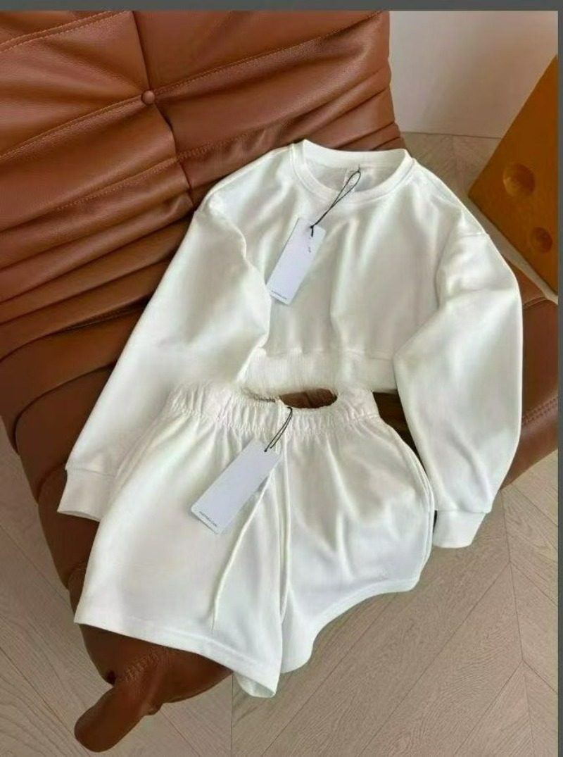 New Solid-color Spring and Summer Round-neck Sport Sweatshirt, Shorts and Casual Set with Drawstring