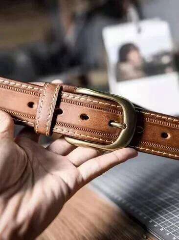 LB02 Vintage Distressed Genuine Leather With White Buckle for Jeans Men Belt S260228