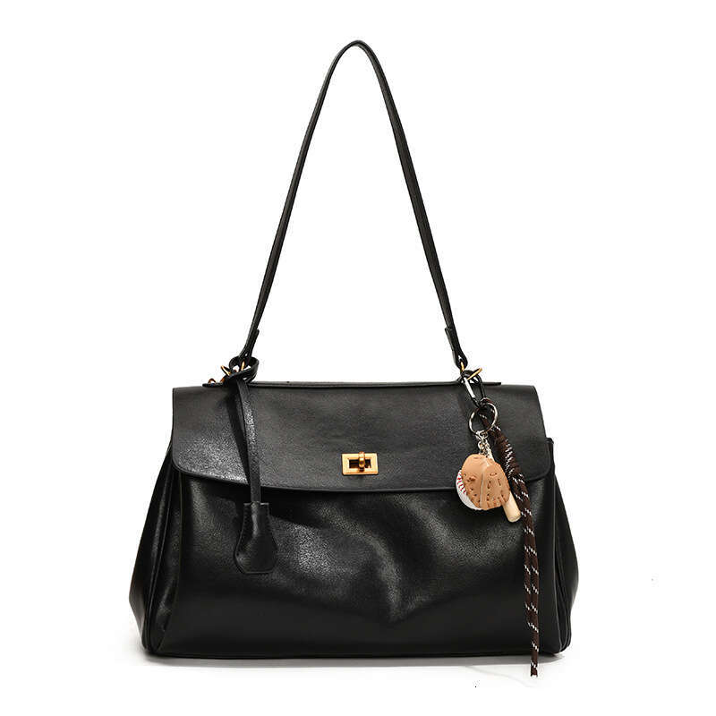 Retro fashion handbag women, new model for work and commuting, large-capacity shoulder with a high-end feel, crossbody bag