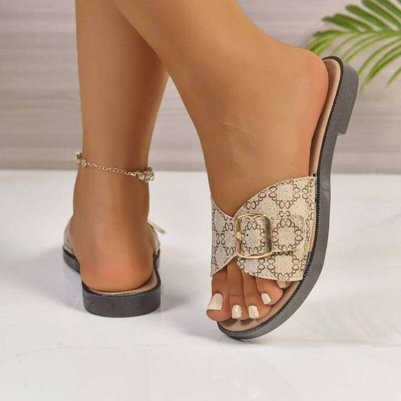 2026 New Style Slip-On Slide Sandals Fashion Outside Wear Cork Women's Slippers Retro Women Casual Shoes