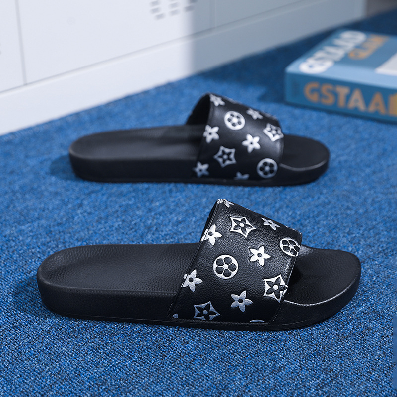 Hot new free shipping designer slippers for mens flat slippers beige black Fashionable and versatile anti slip summer slippers for outdoor wear on the