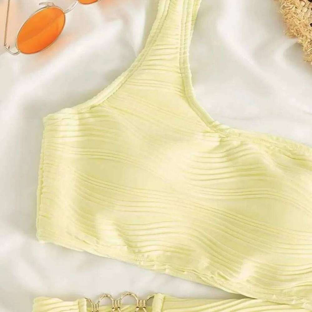 Sexy One Shoulder Wrinkled Metal Ring Women Swimwear Female Swimsuit Two-pieces Bikini set Bather Bathing Suit Swim Z260301
